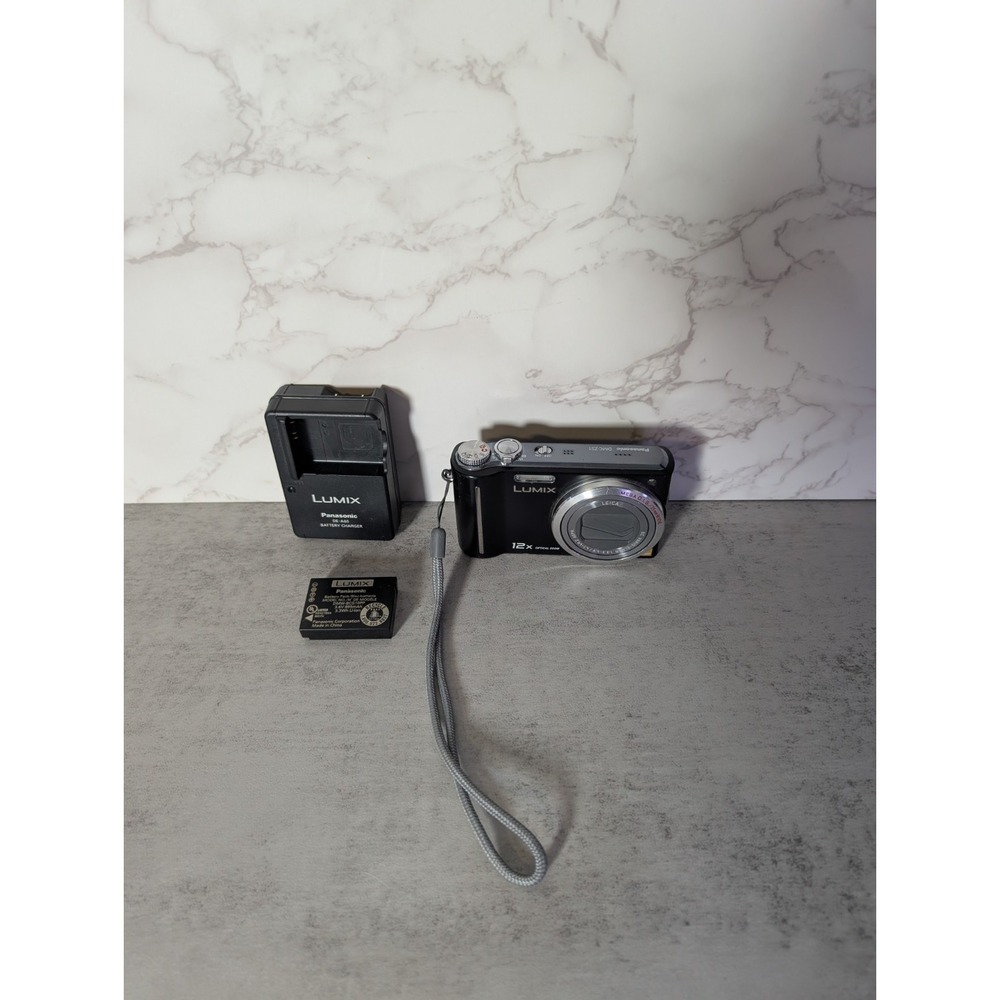 Panasonic Lumix DMC-ZS1 10.1MP Digital Camera W/ Charger